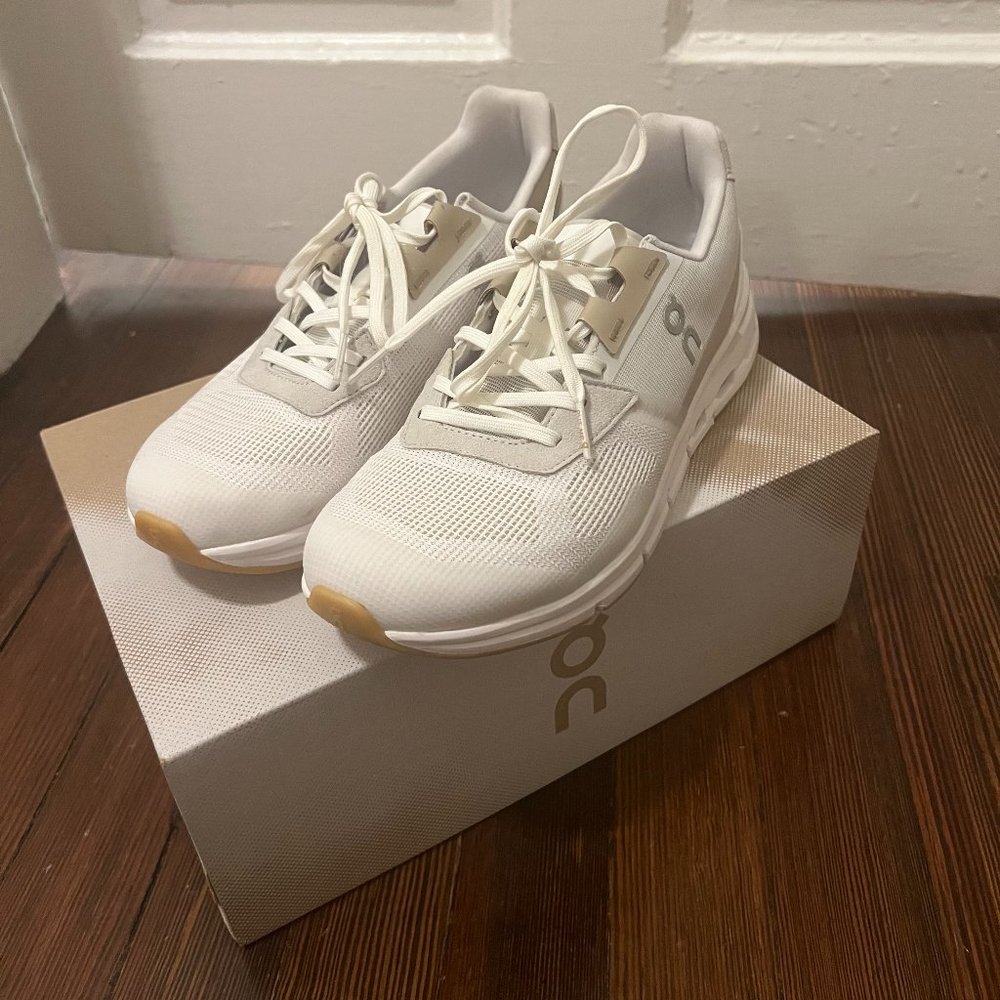 On Cloudrift Sneaker - ONLY WORN ONCE